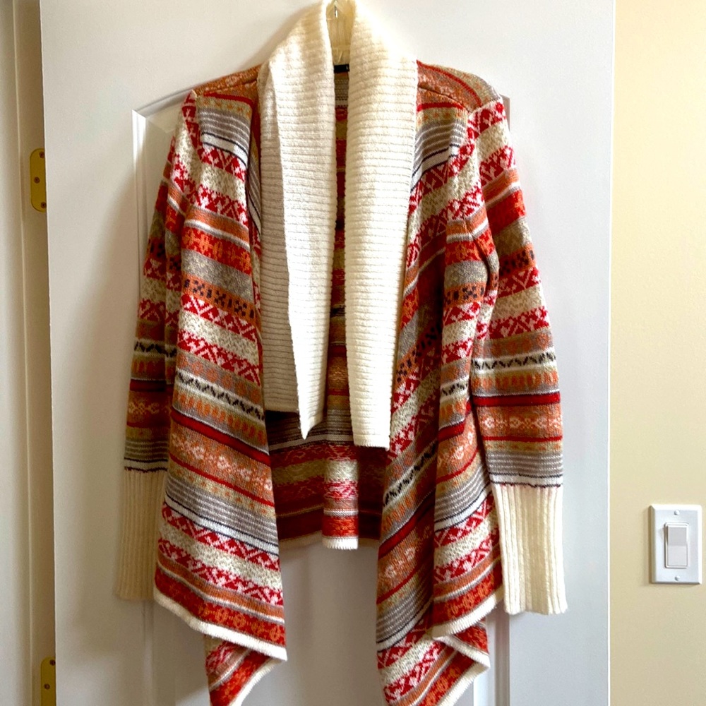 Absolutely cute Kensie open front cardigan in size M
